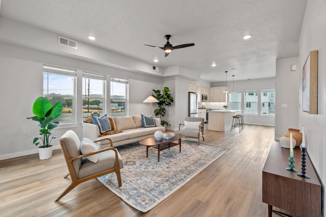 Alpine Landing Townhomes Image 1