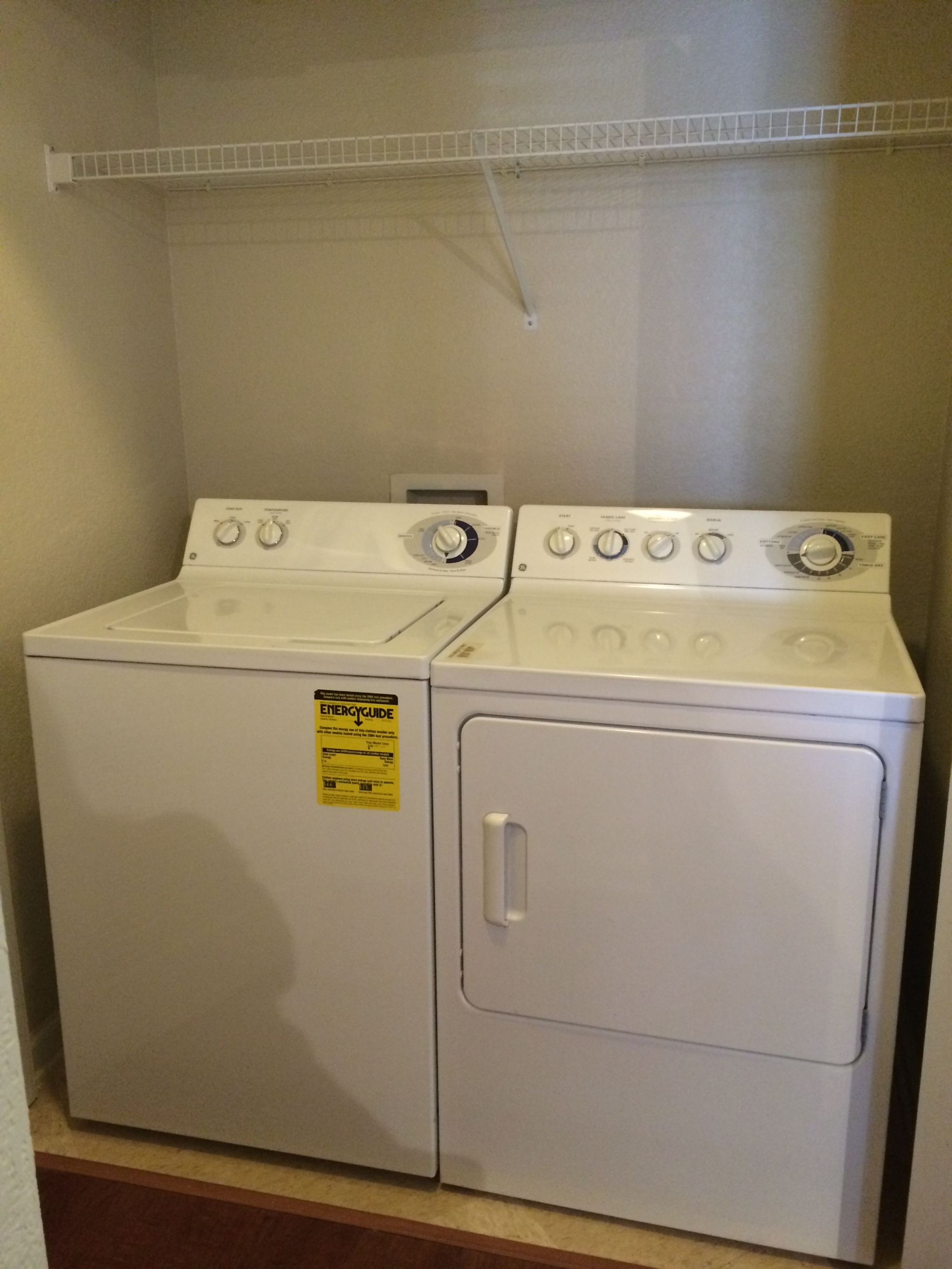 Washing Machine/Dryer