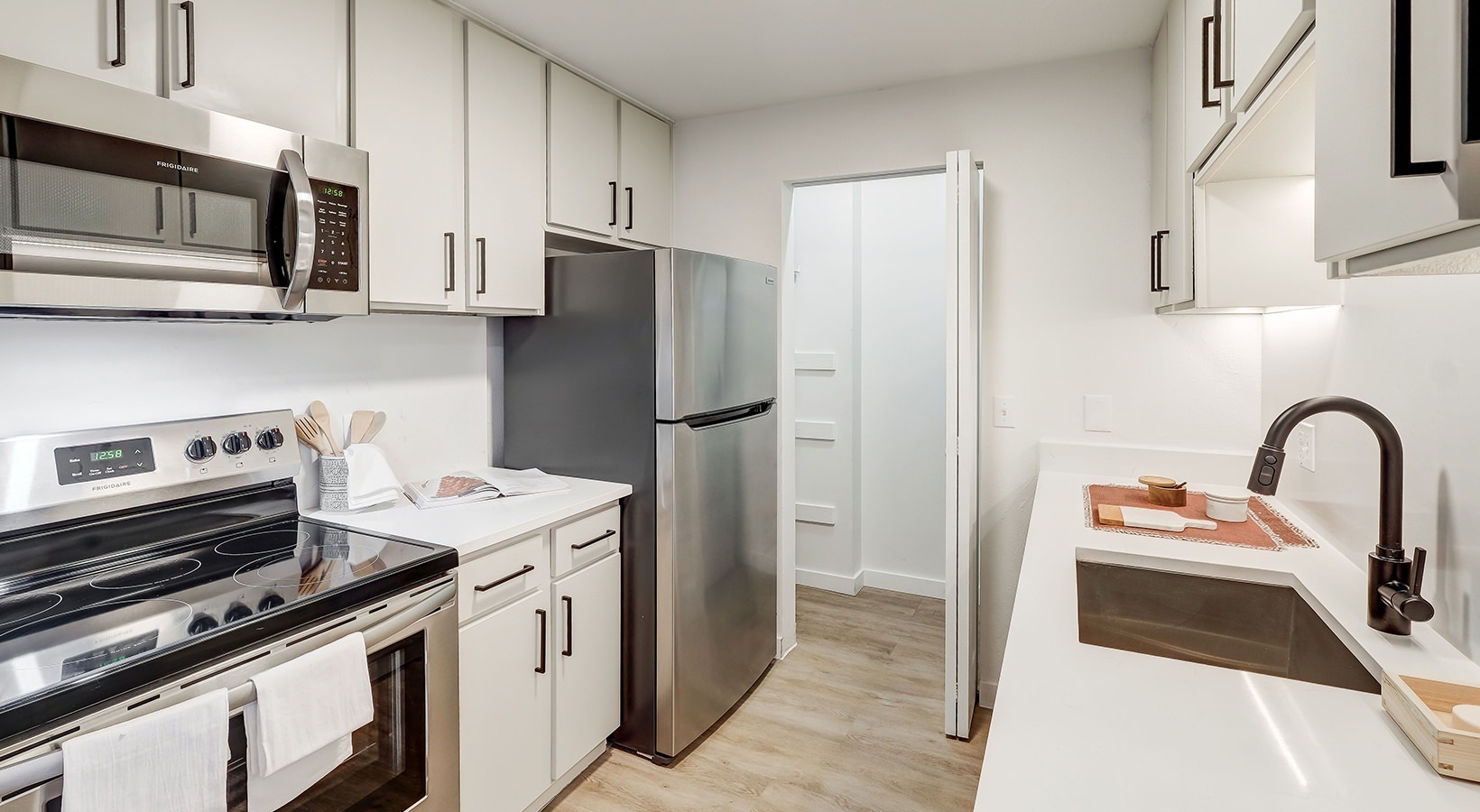 Whitney Uptown  Image 8