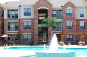 The Fountains at Almeda Image 3