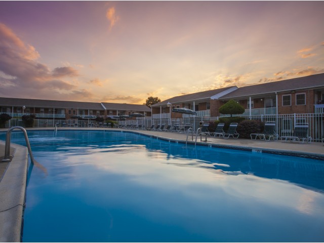 Orangewood Park Apartments Image 15