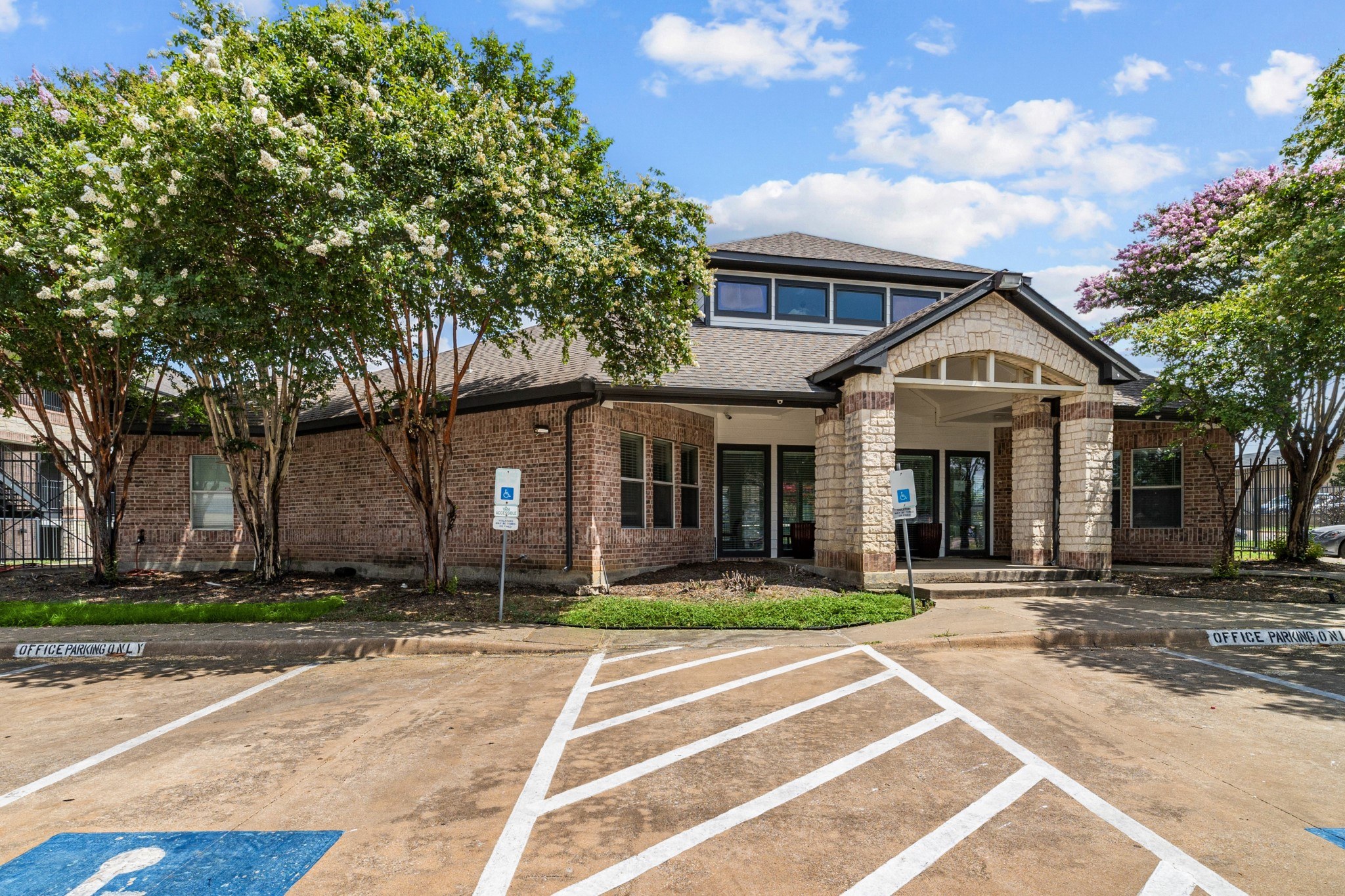 Harper Apartments Image 19