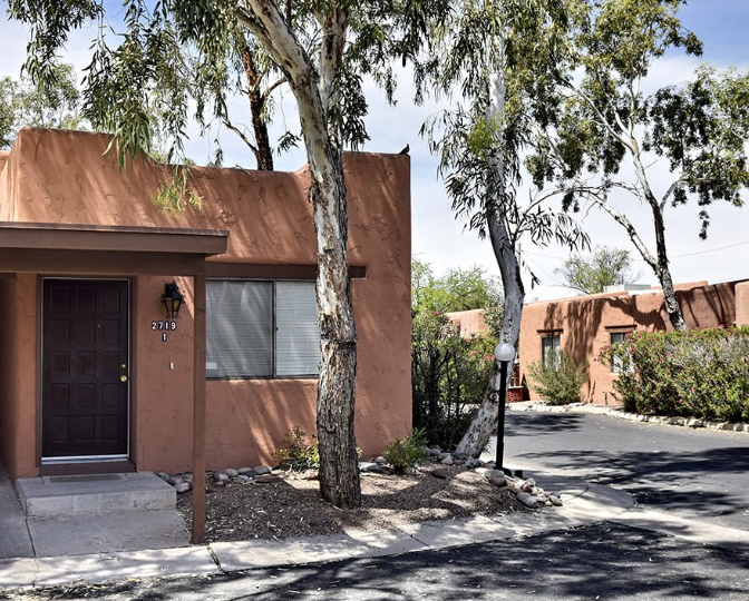 2715 N Columbus Blvd Image 1