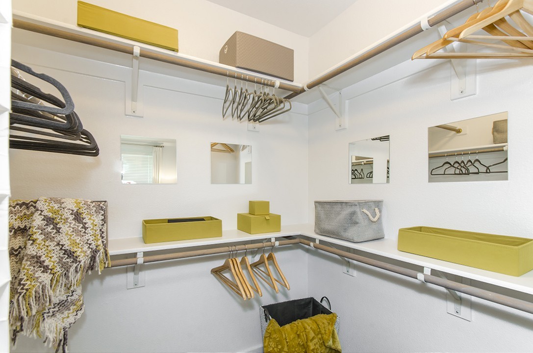 The Towers Woodland Image 8