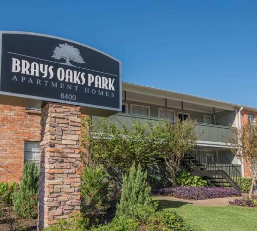 Brays Oaks Park Image 1