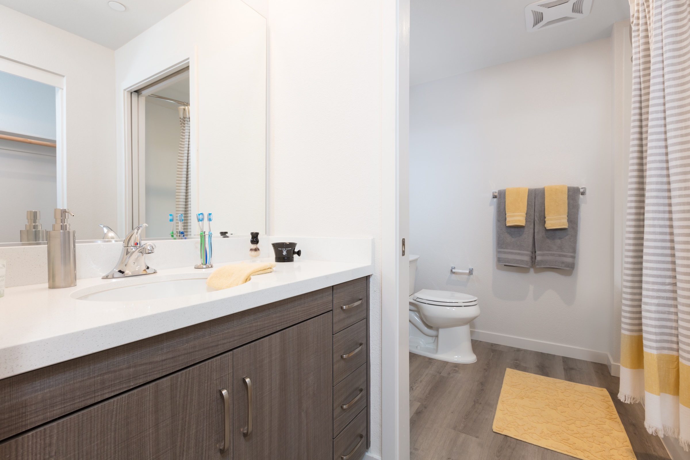 777 Broadway Image 15