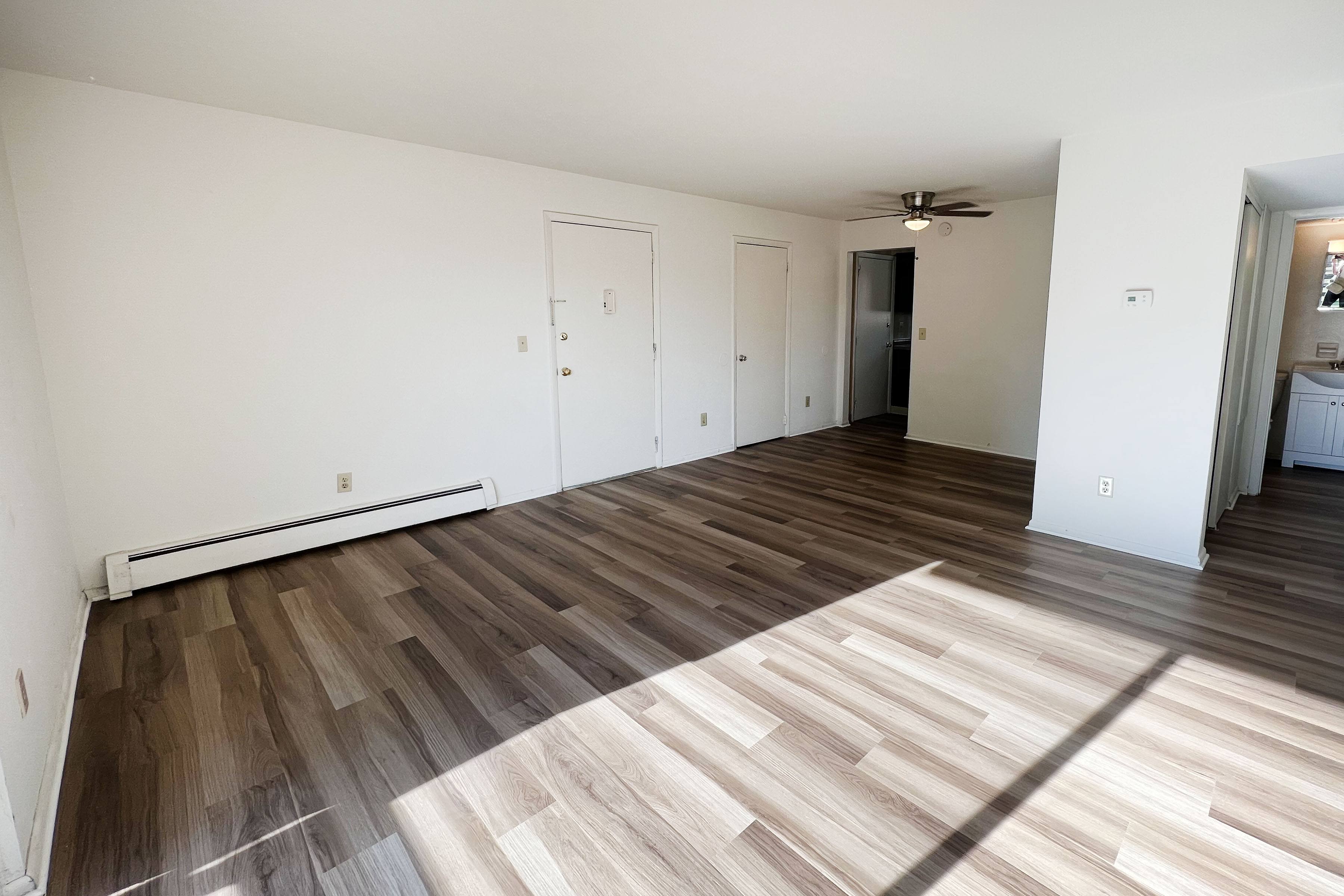 Forest Park Apartments Image 12