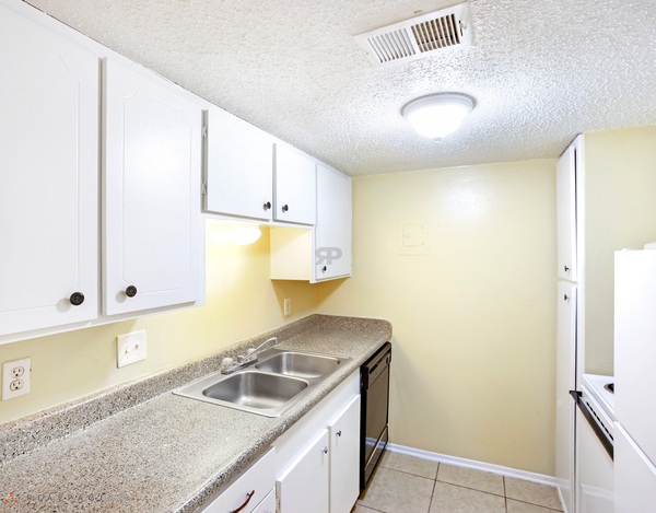 Atrium Gardens Image 7