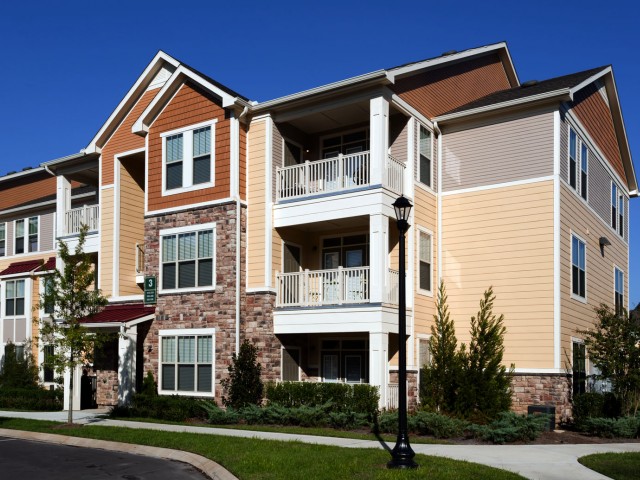 Grove at Waterford Crossing Image 10