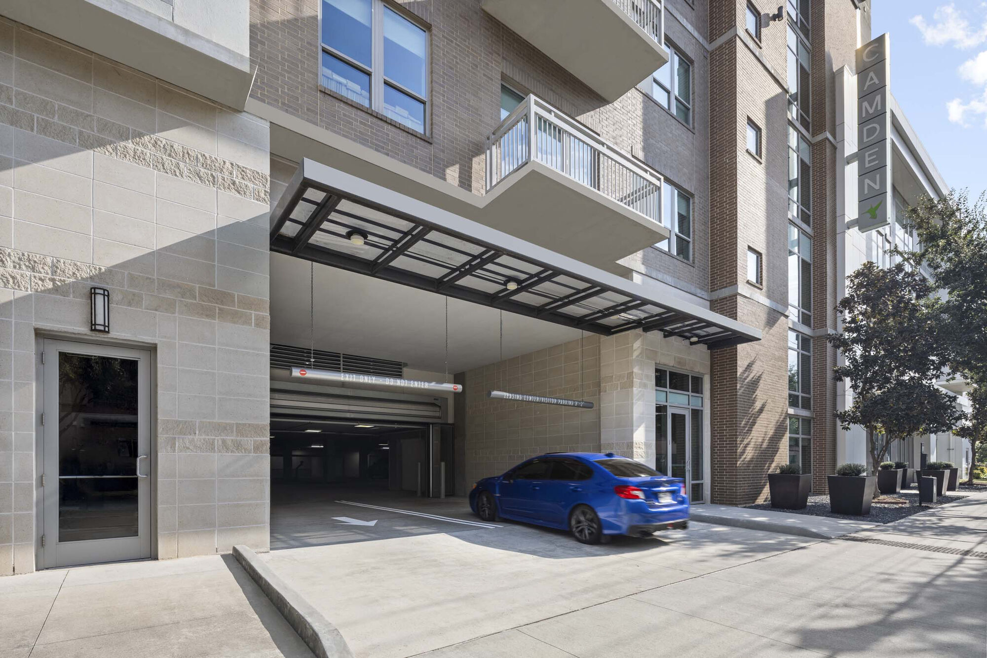 Camden McGowen Station Image 45