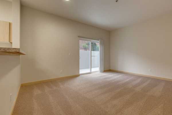 Guinevere Apartments Image 5