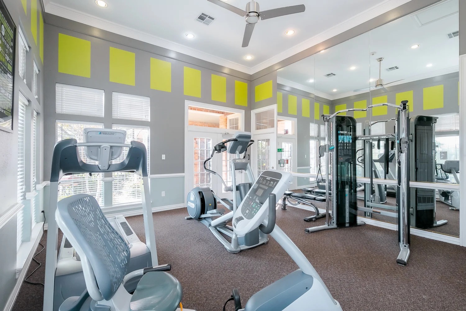 Seasons at Green Oaks Image 9