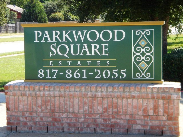 Parkwood Square Estates Image 1