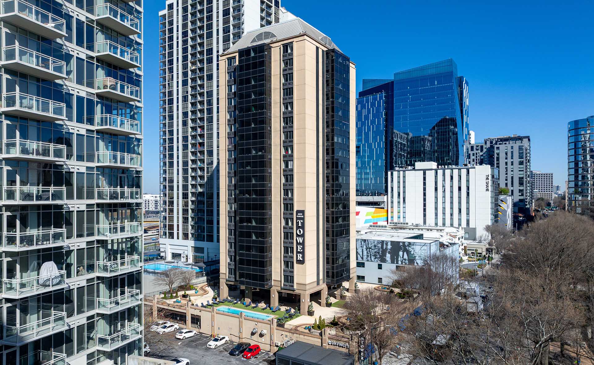 Arts Center Tower Apartments Image 30