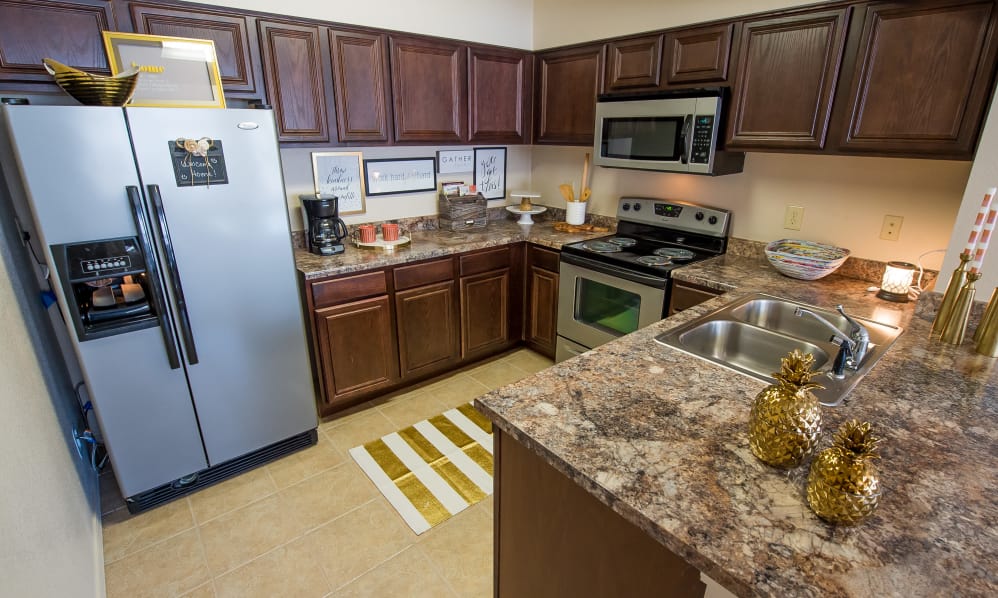 Fountain Lake Apartments Image 9