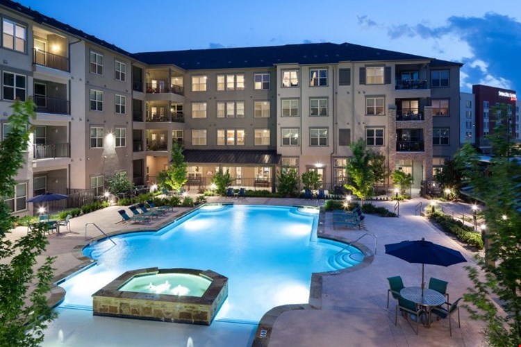 McDermott 55 Image 33