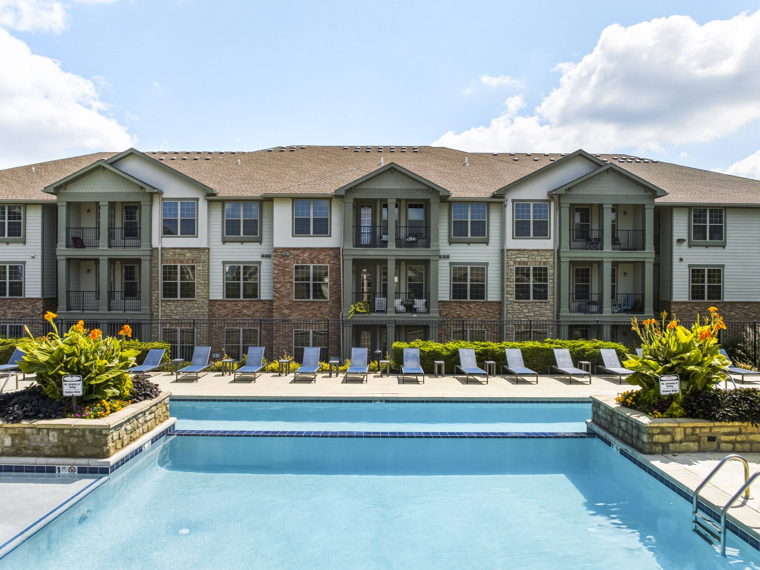 Boulders at Overland Park Image 17