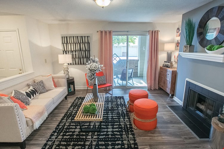 Saw Mill Village Apartments Image 12