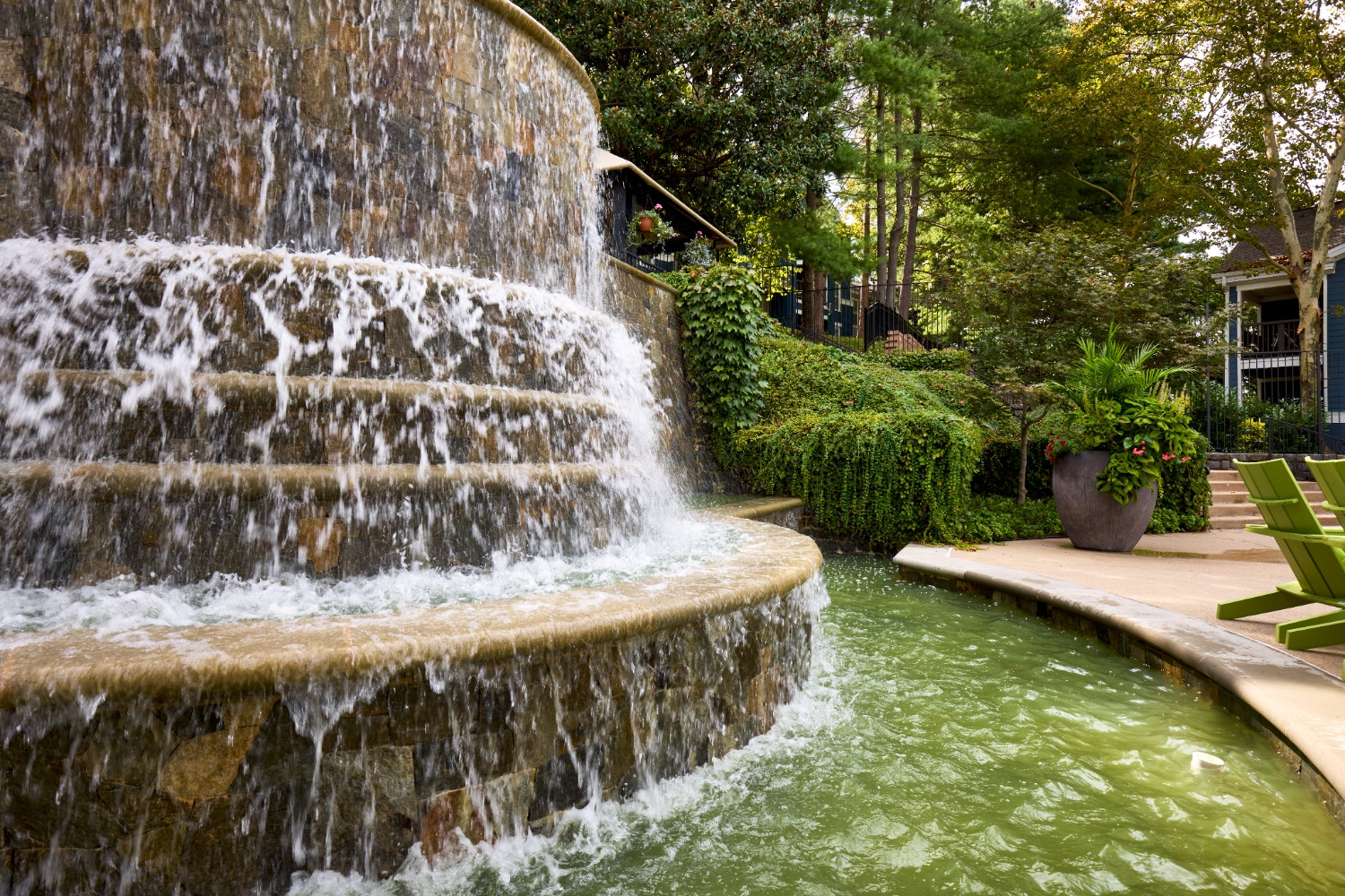 Lakeside Apartments Image 97