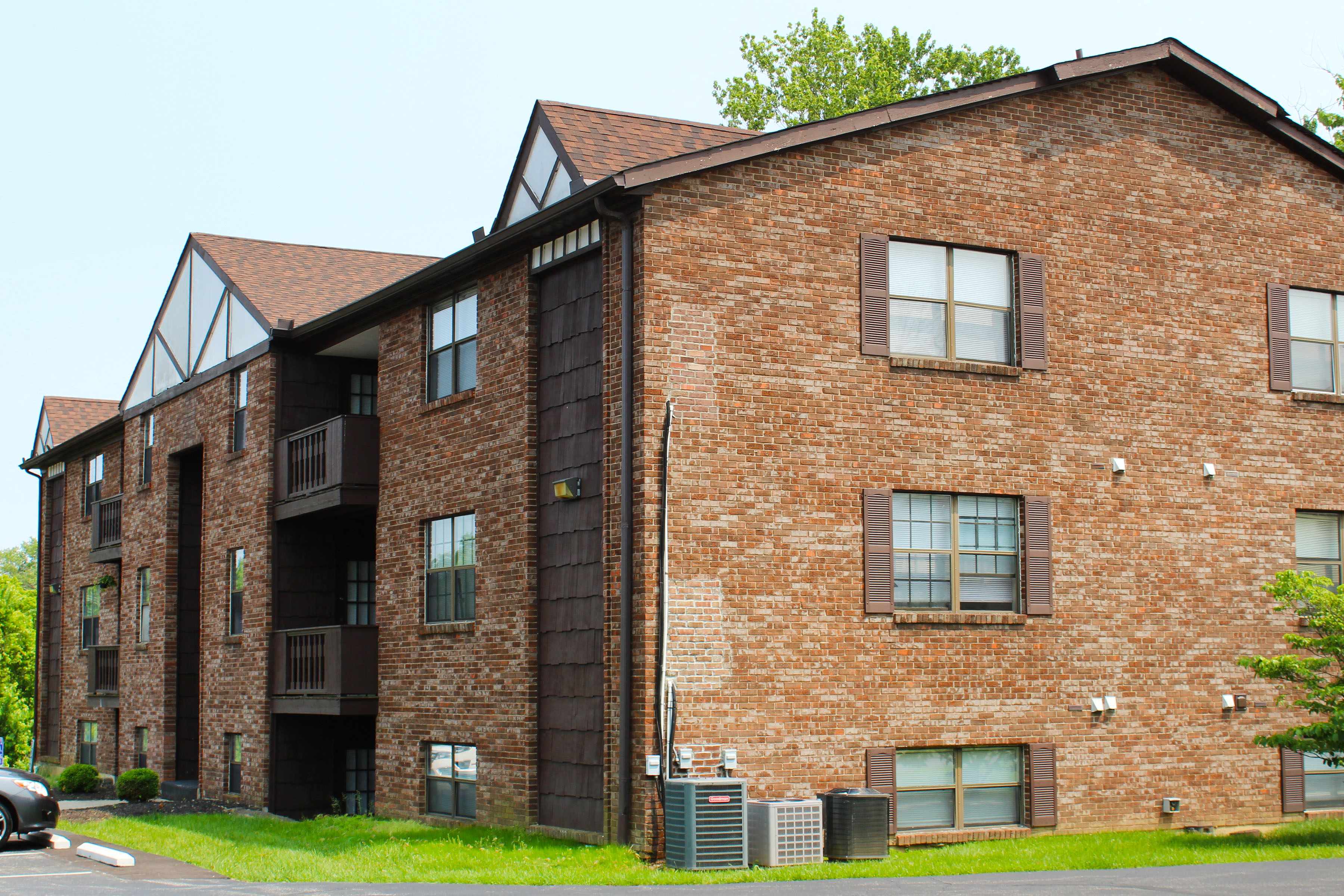 Four Worlds Apartments Image 31