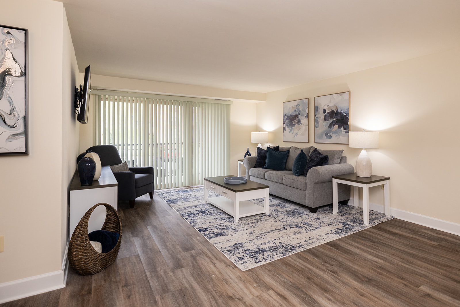 Cromwell Valley Apartments Image 7