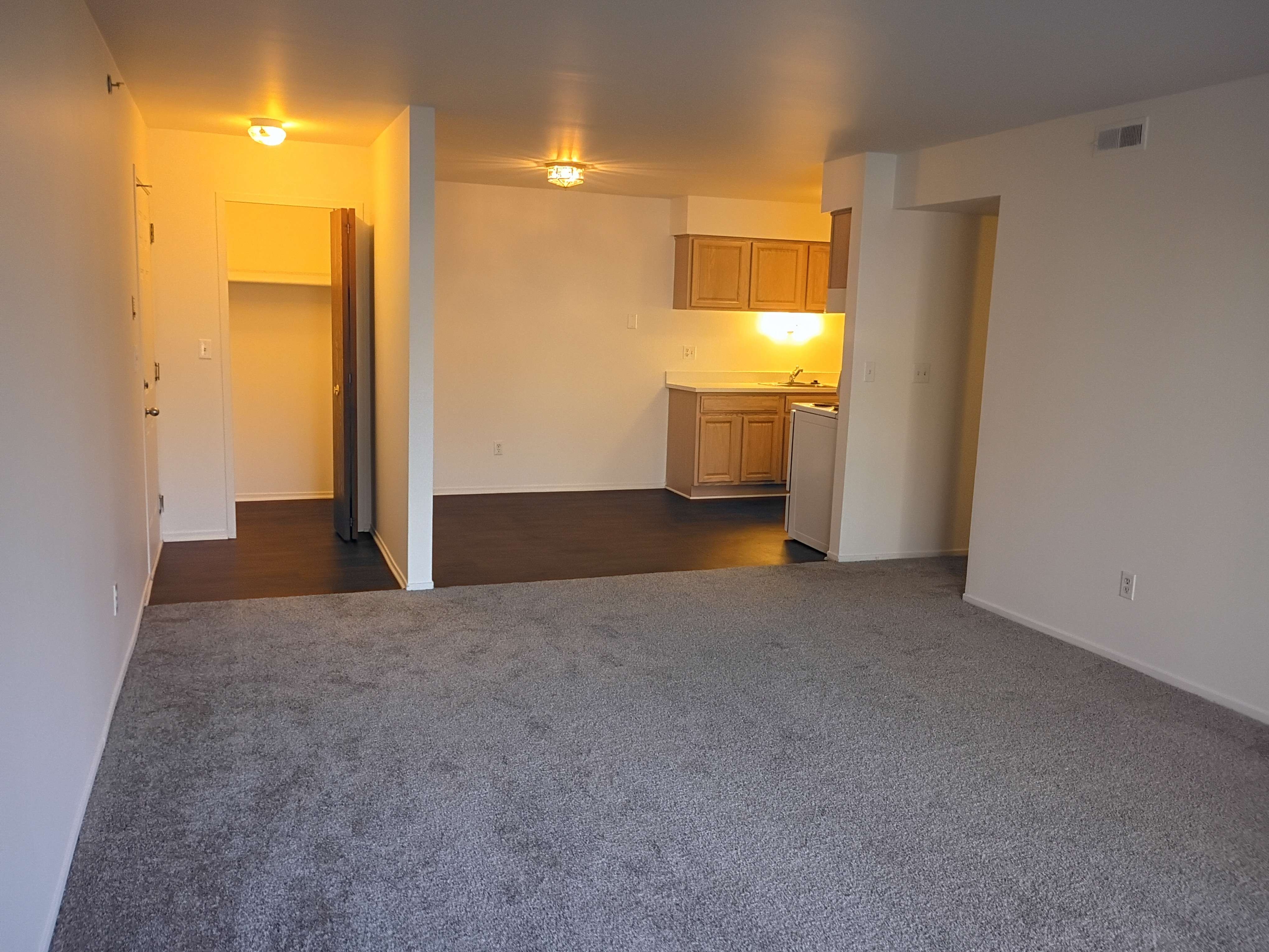 Prentiss Pointe Apartments Image 303