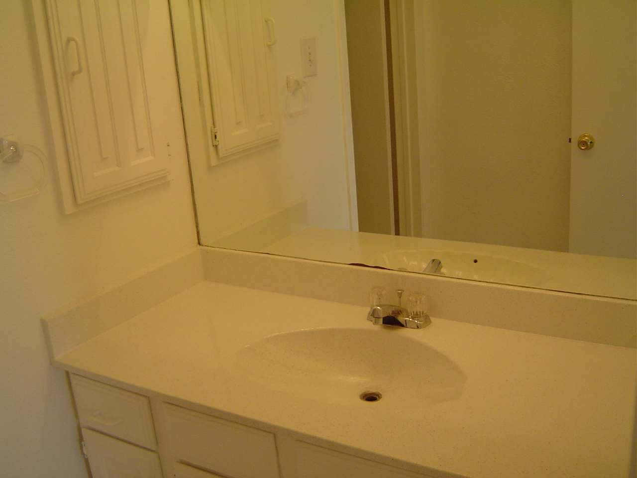 Lakehill Townhomes Image 10