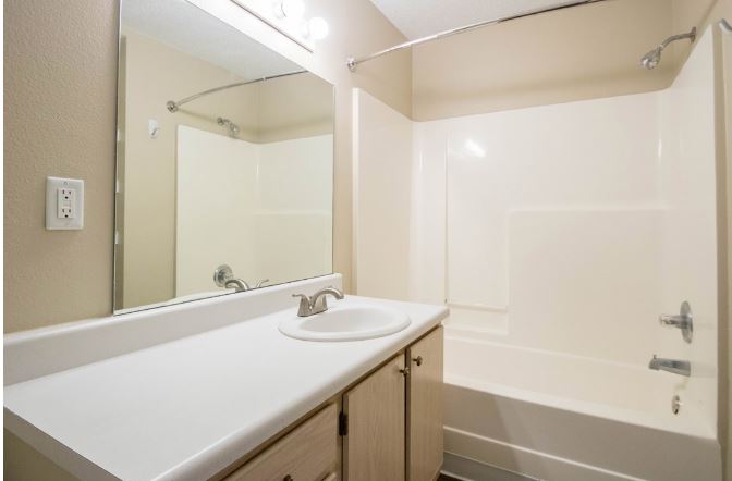 Woodbury Heights Image 19