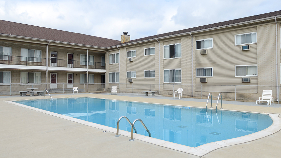 Sterling Troy Image 1