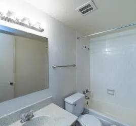 Canterbury Court Image 7