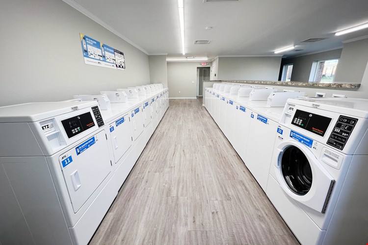 Forest Park Apartments Image 5