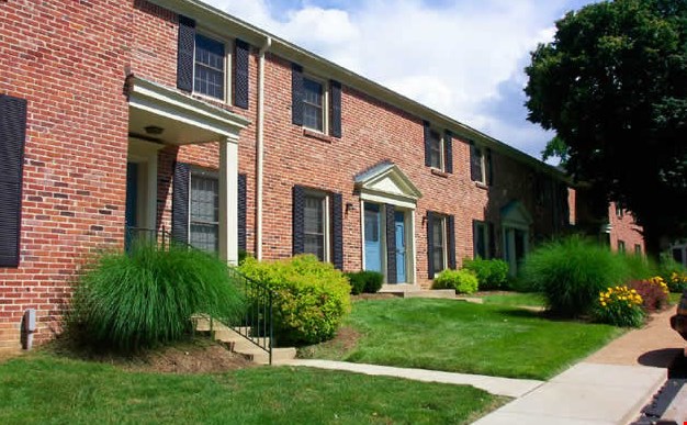 Georgetown Apartments Image 5