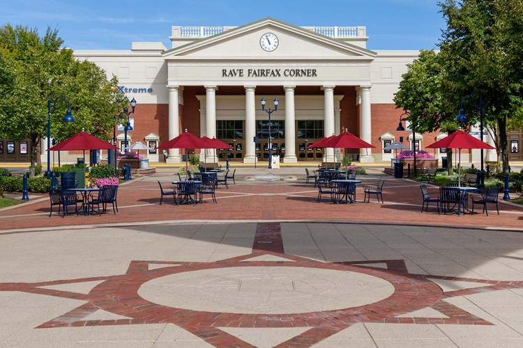 Shop and dine nearby at Fairfax Corner and Springfield Town Center