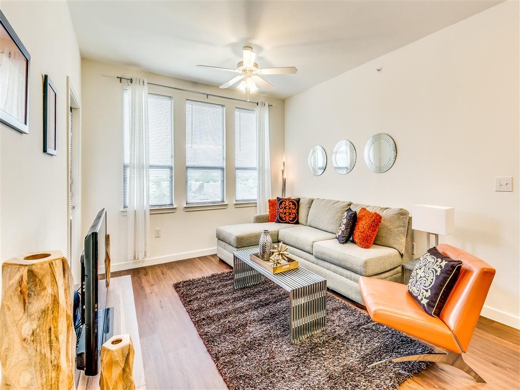 Sterlingshire Image 8