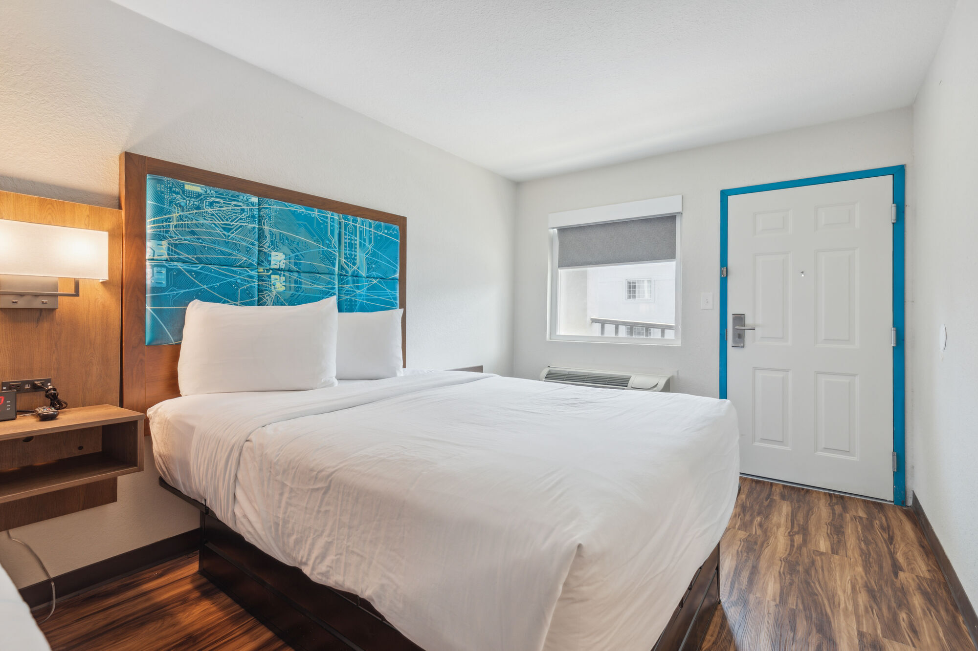 Atrium Flats Image 20