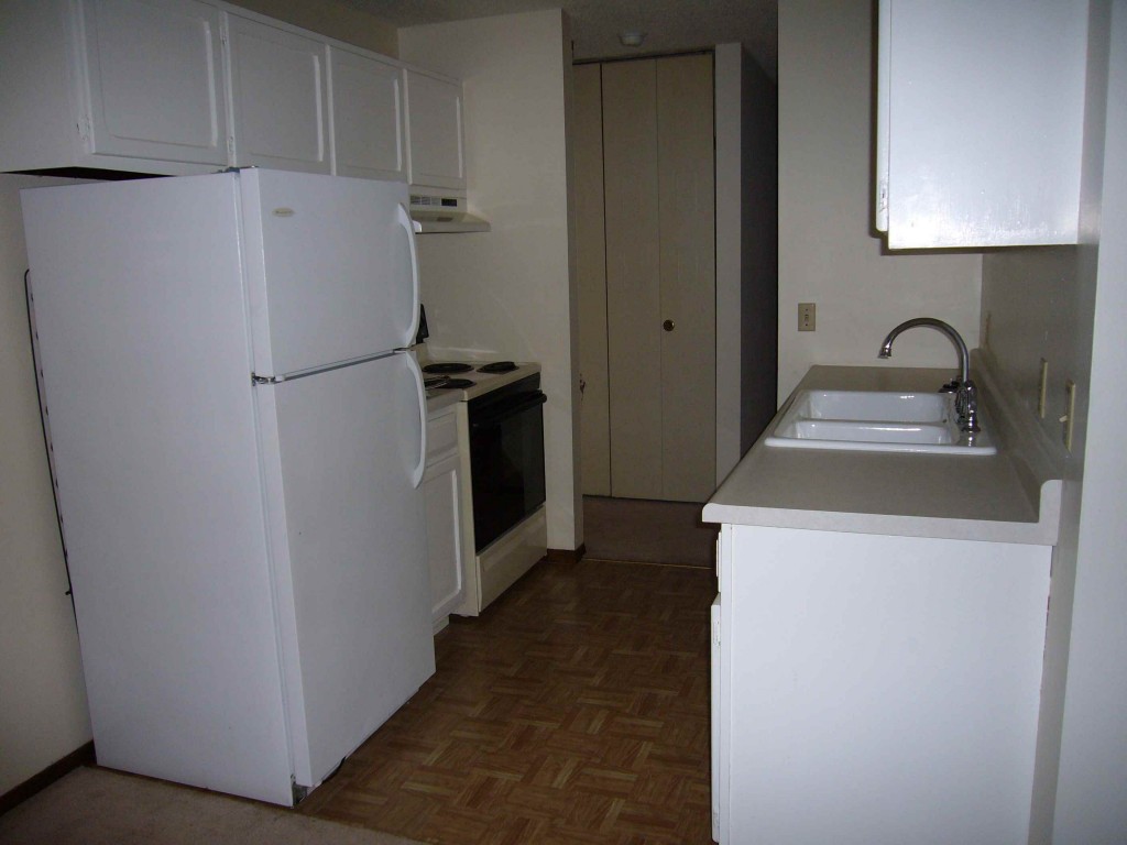 River Road East Image 12