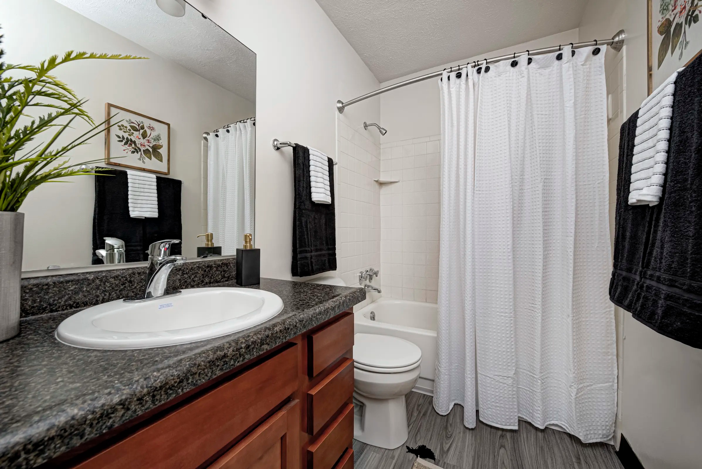 Meridian Lakes Image 14