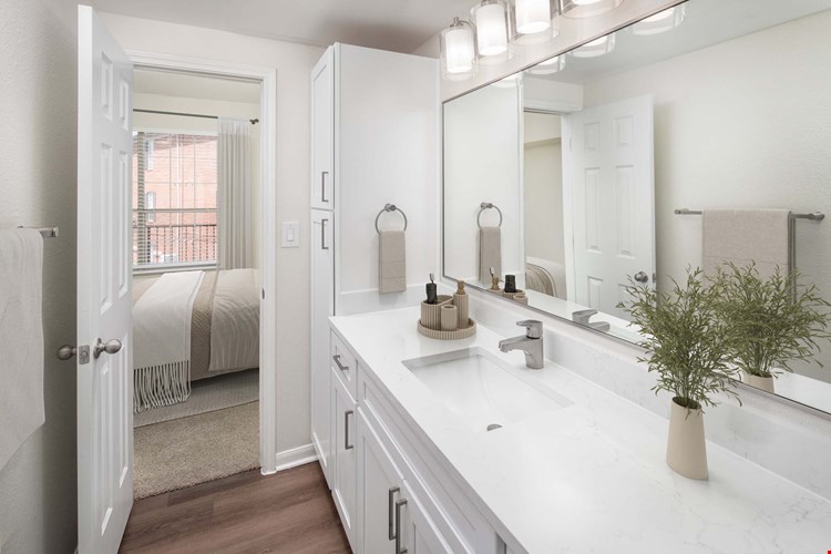 Camden Centreport Image 6