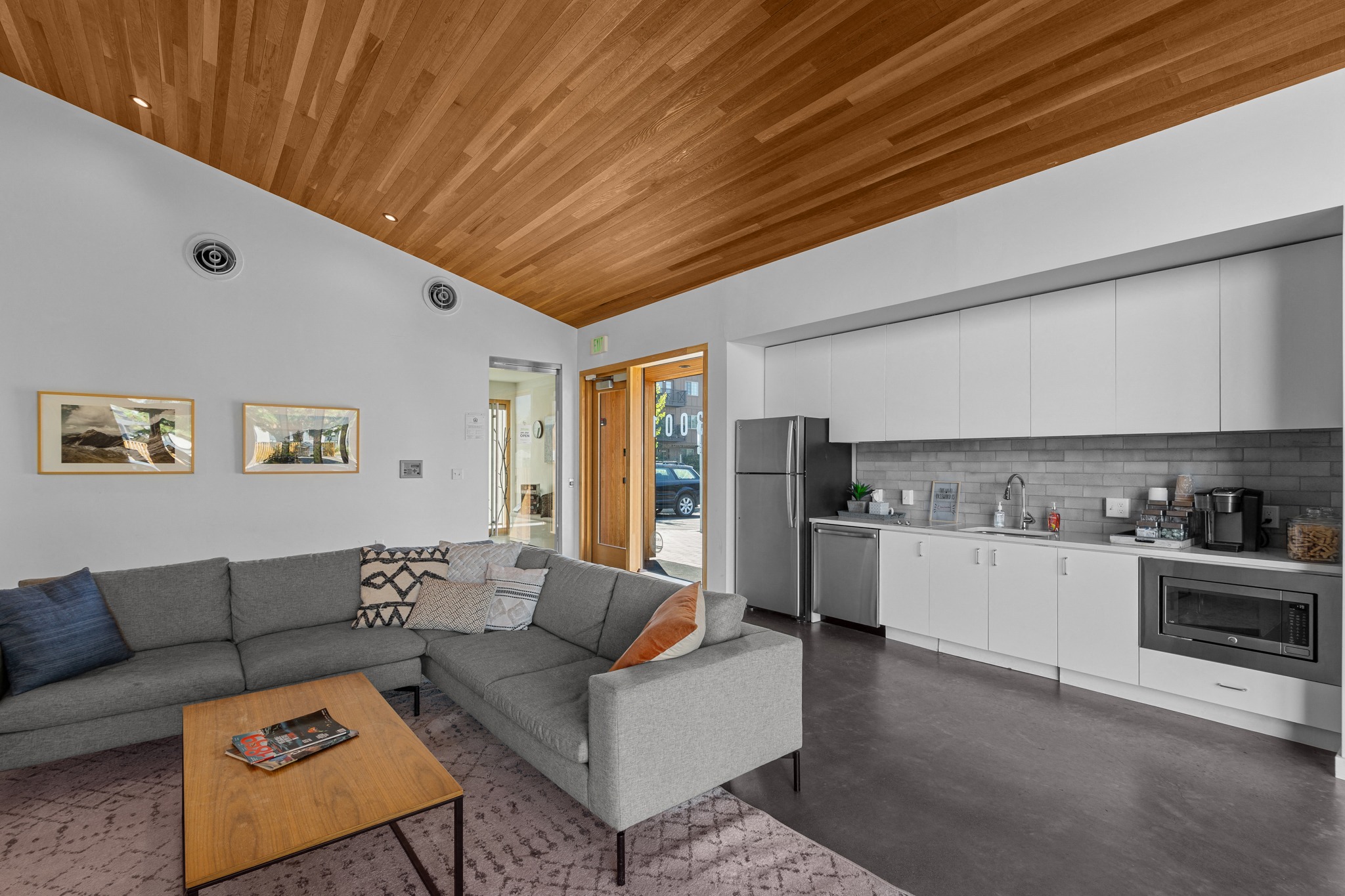 Range Apartments Image 37