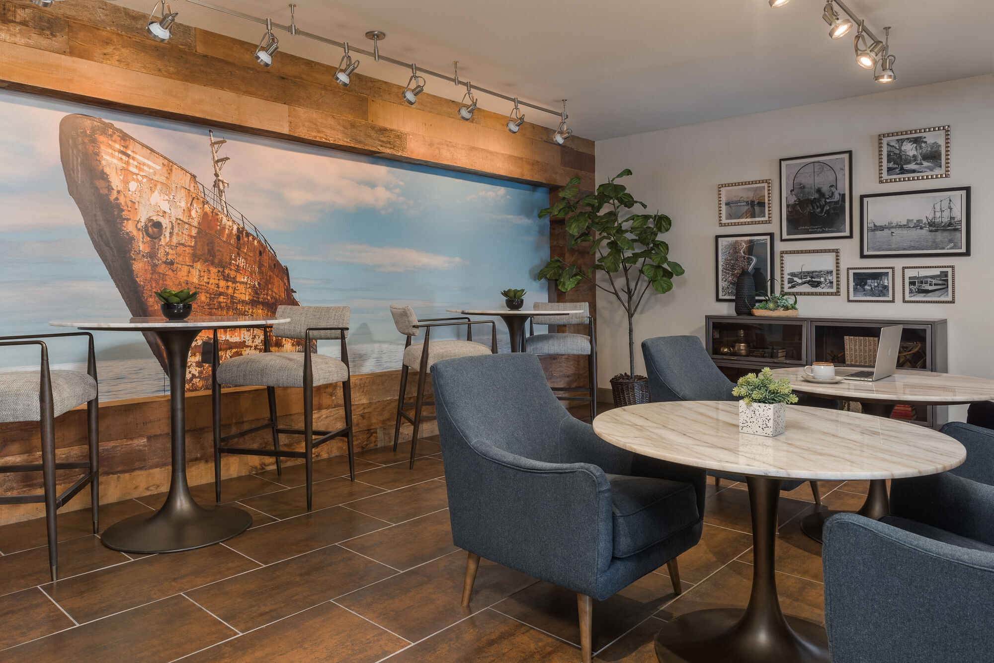 Pierhouse at Channelside Image 20