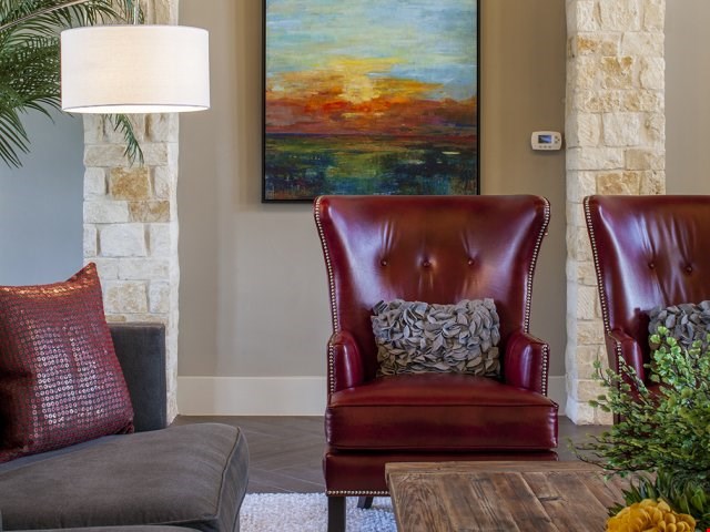 Platinum Shavano Oaks Apartments Image 34