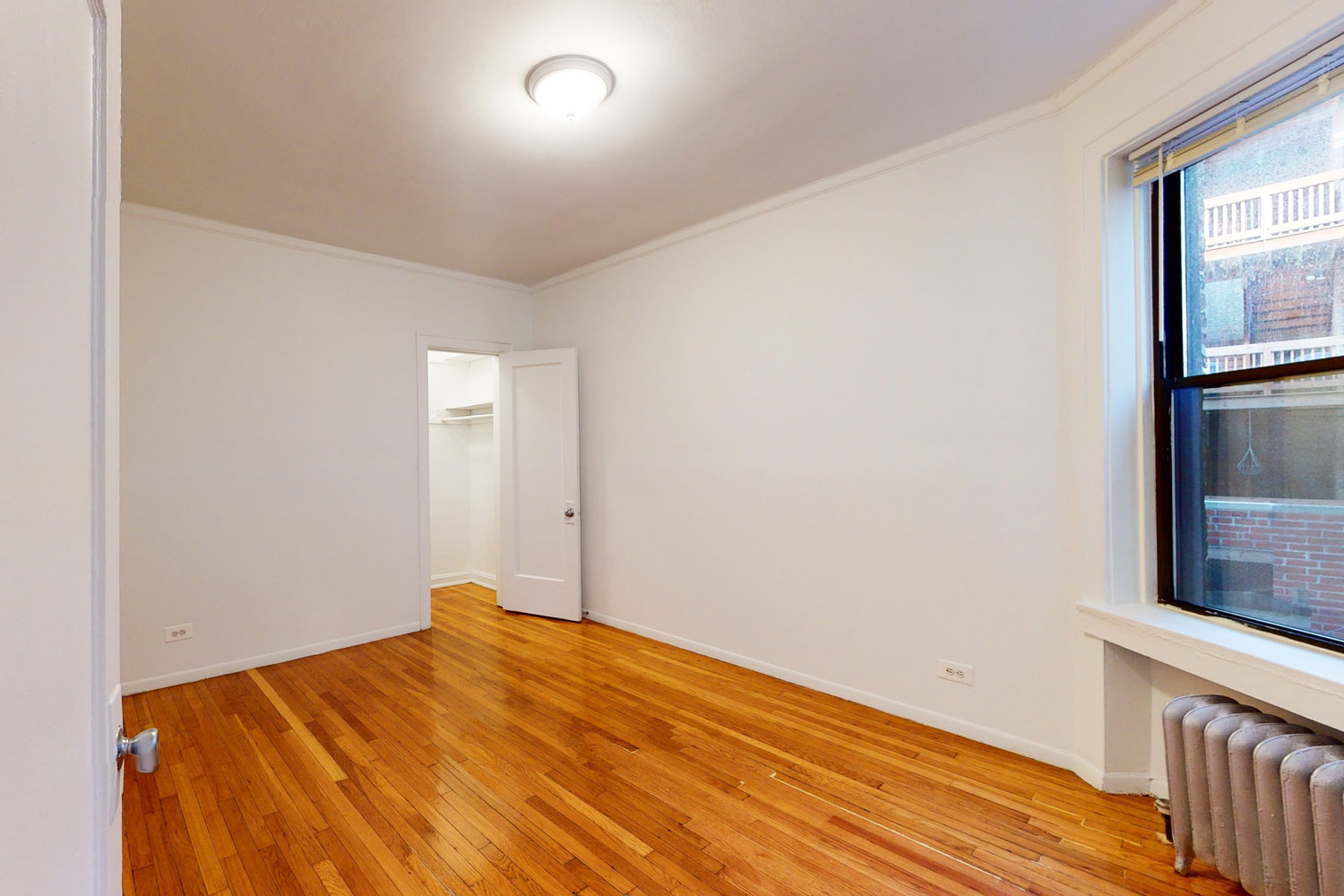 5508 S Cornell Avenue Image 10