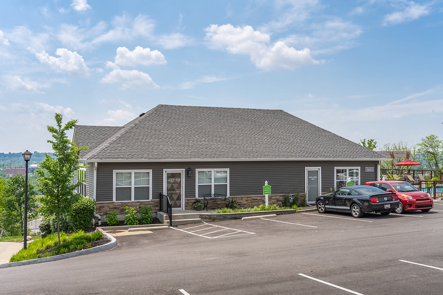 Hilltop Apartments Image 41
