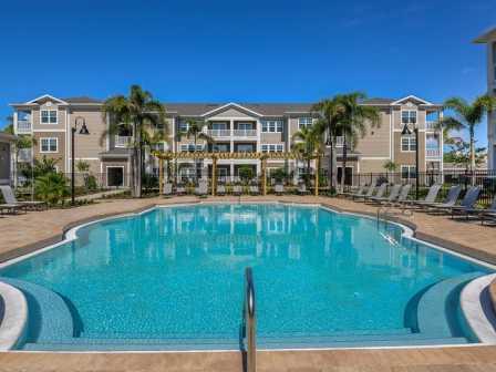 Aura at 4th Image 13