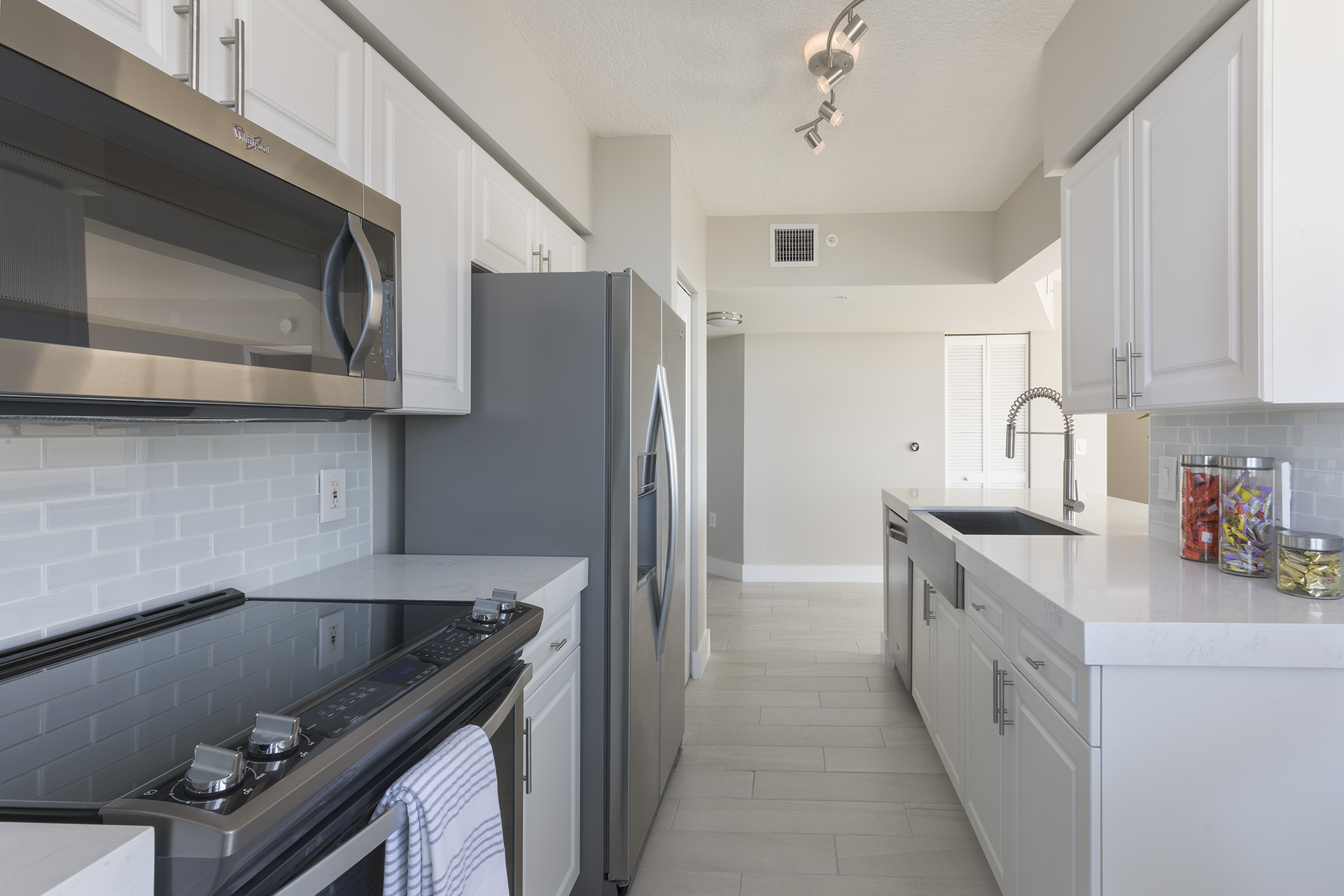 Sunrise Harbor Image 5