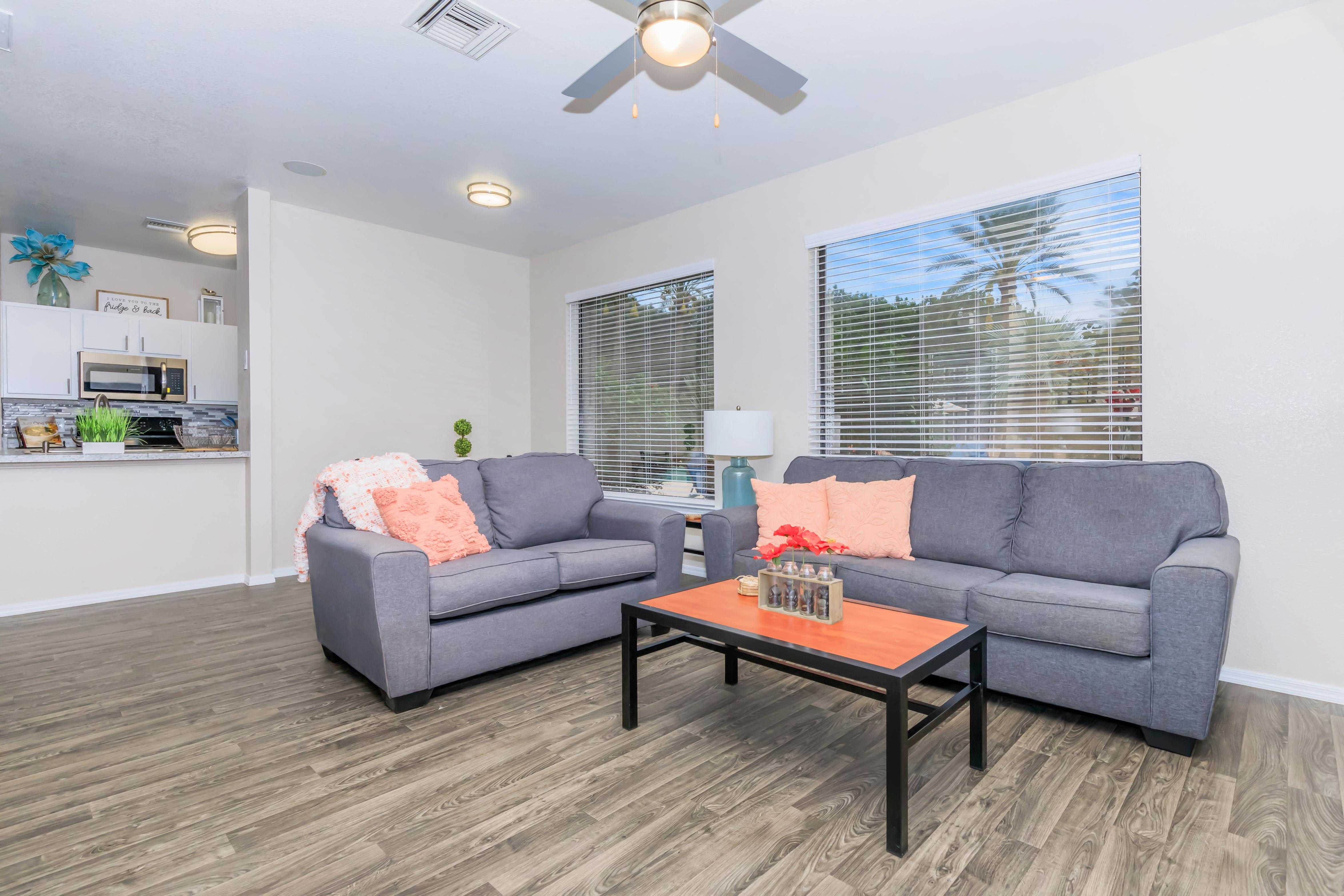 Riverwalk Luxury Apartments Image 5