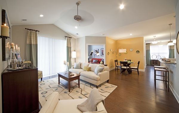 Pond View at Weatherby Image 9