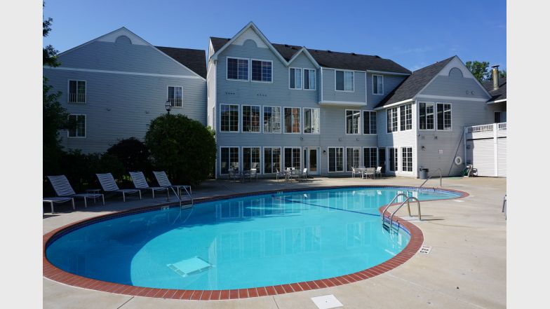 Berkshire of Burnsville Image 5