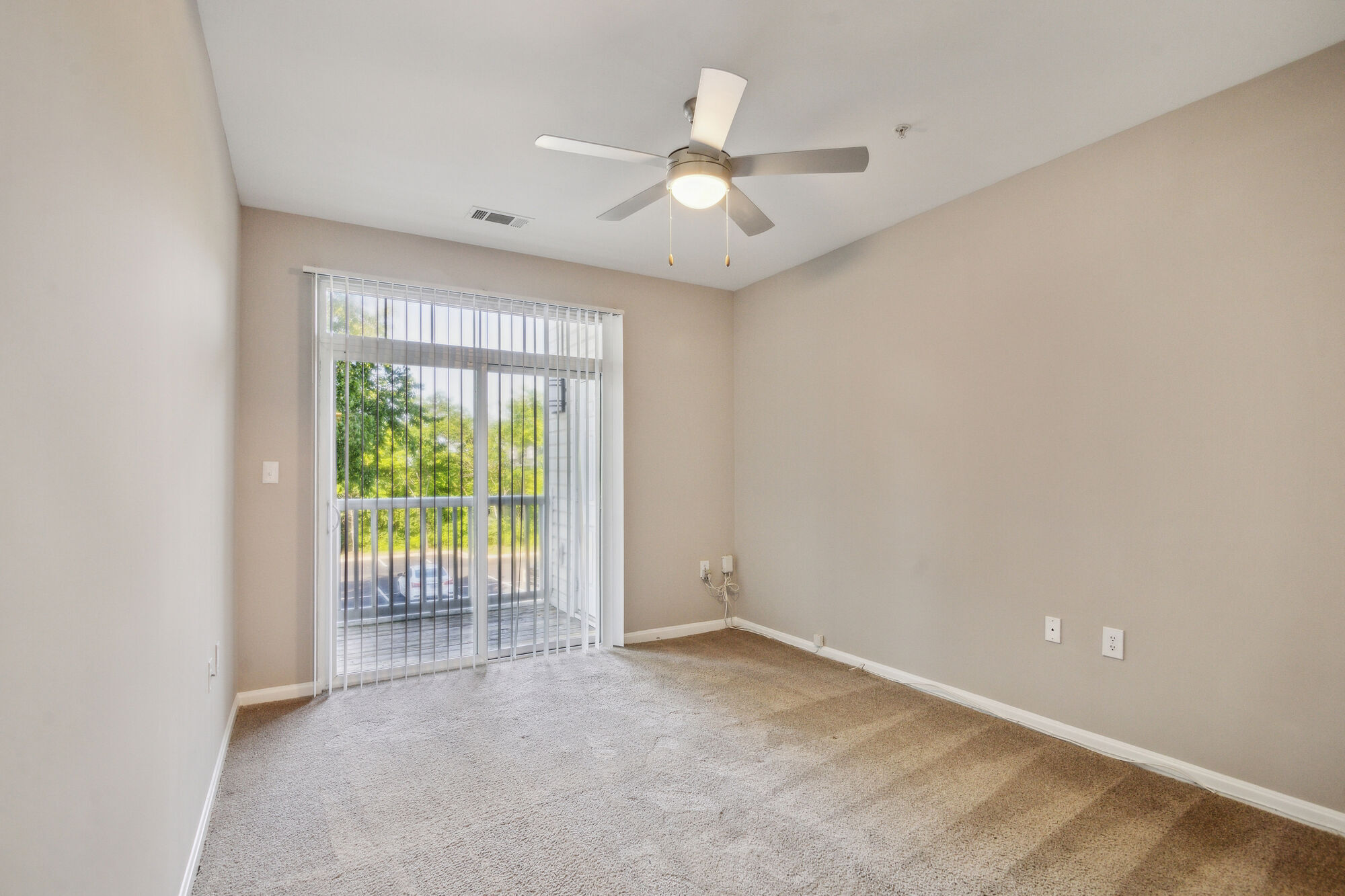 Riverside Station Image 15