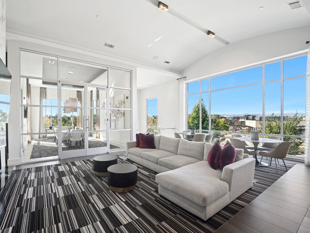 Resident lounge with dining room